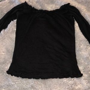 Long sleeve off the shoulder 🖤